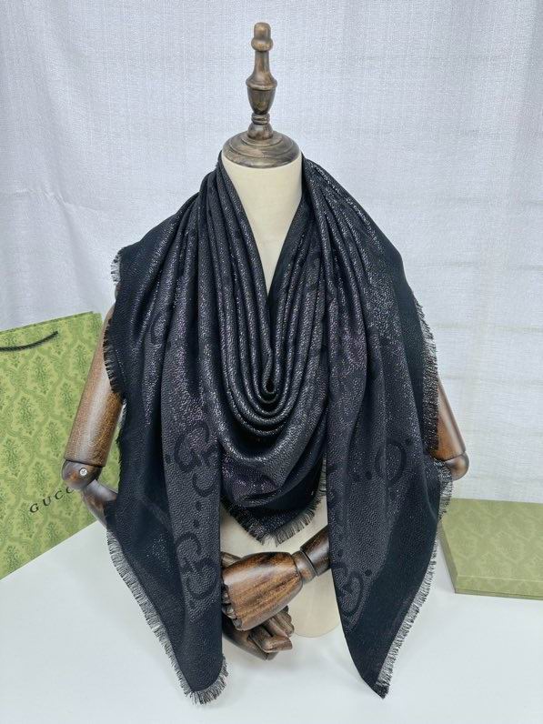 Gucci scarf 140X140cm E (13)