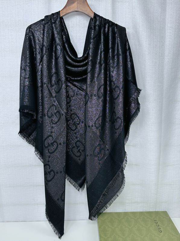 Gucci scarf 140X140cm E (14)