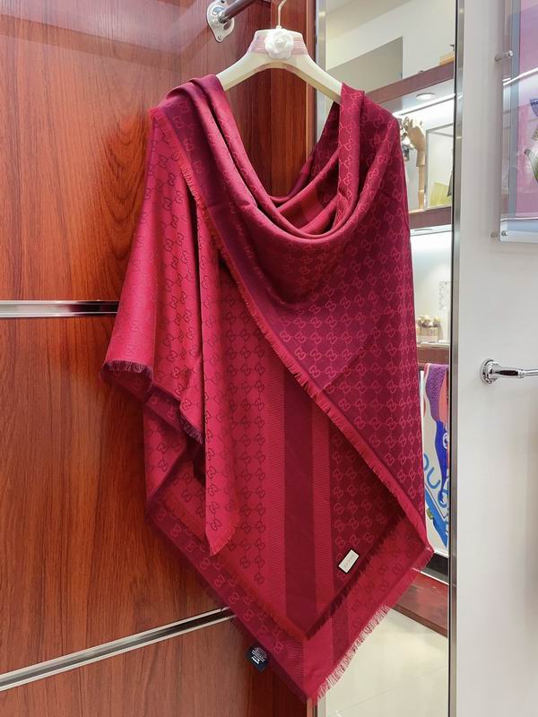 Gucci scarf 140X140cm E (3)