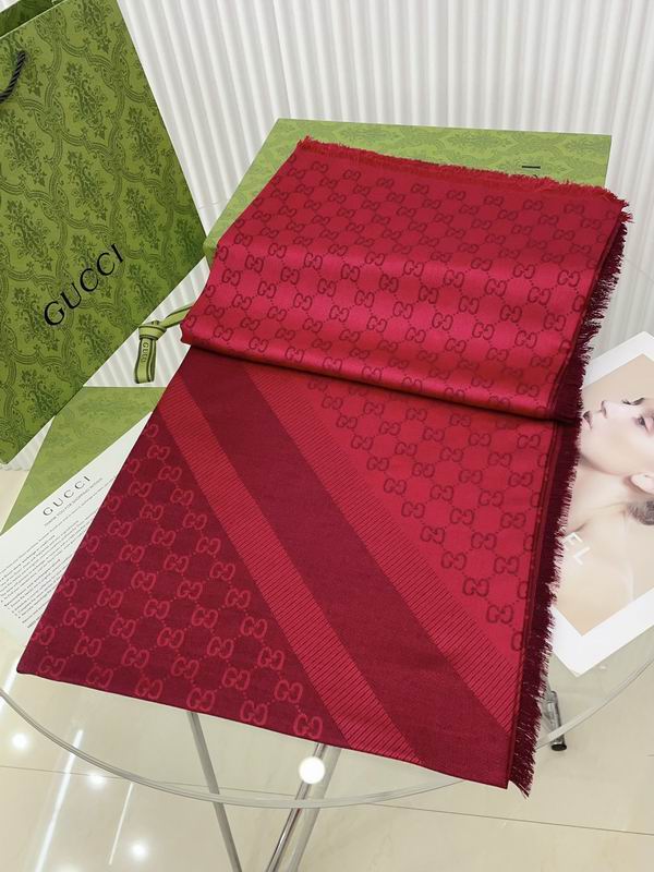 Gucci scarf 140X140cm E (6)