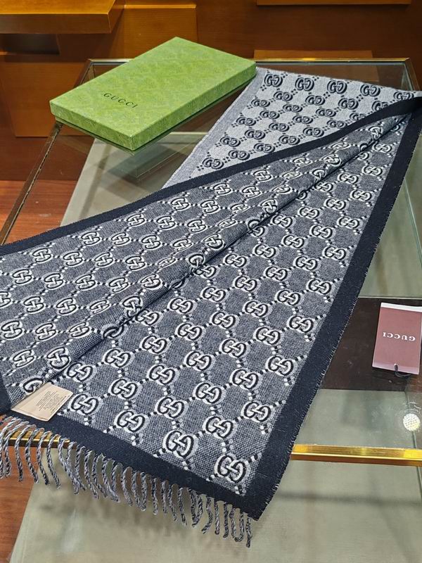 Gucci scarf 194X34cm 100 羊毛 E (2)