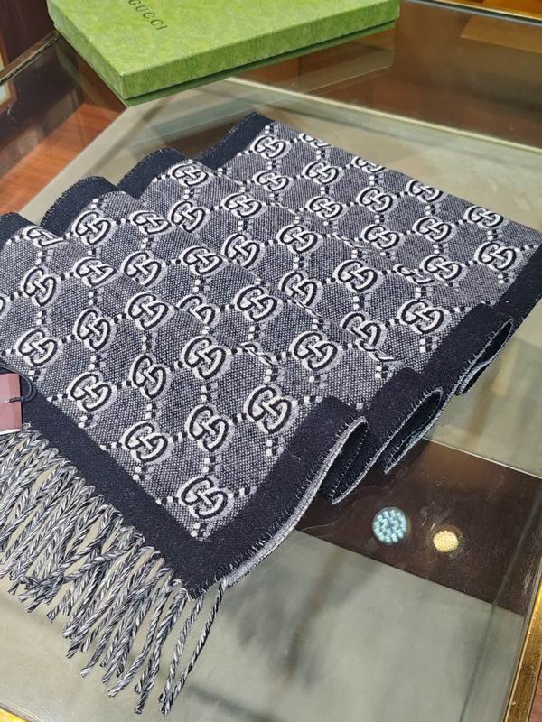 Gucci scarf 194X34cm 100 羊毛 E (3)