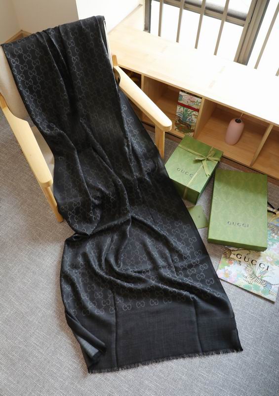Gucci scarf 70X200cm E (2)