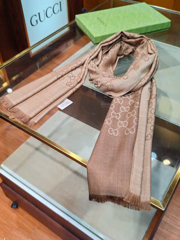 Gucci scarf 70X200cm E (37)