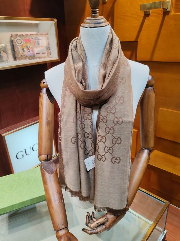 Gucci scarf 70X200cm E (42)