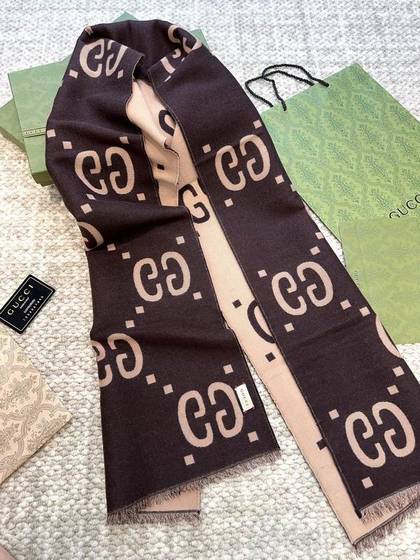 Gucci scarf E (3)