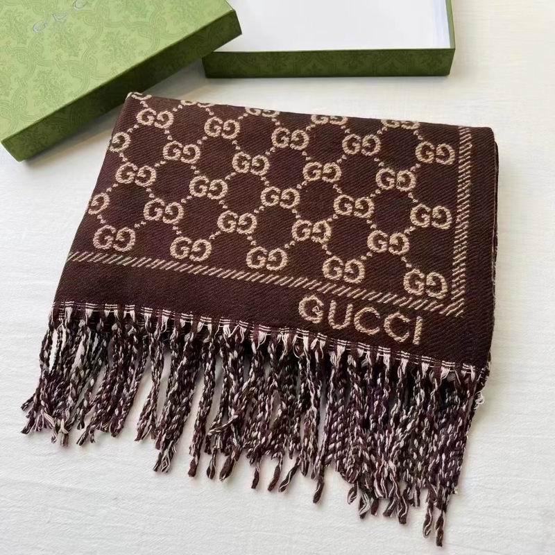 Gucci scarf E (4)