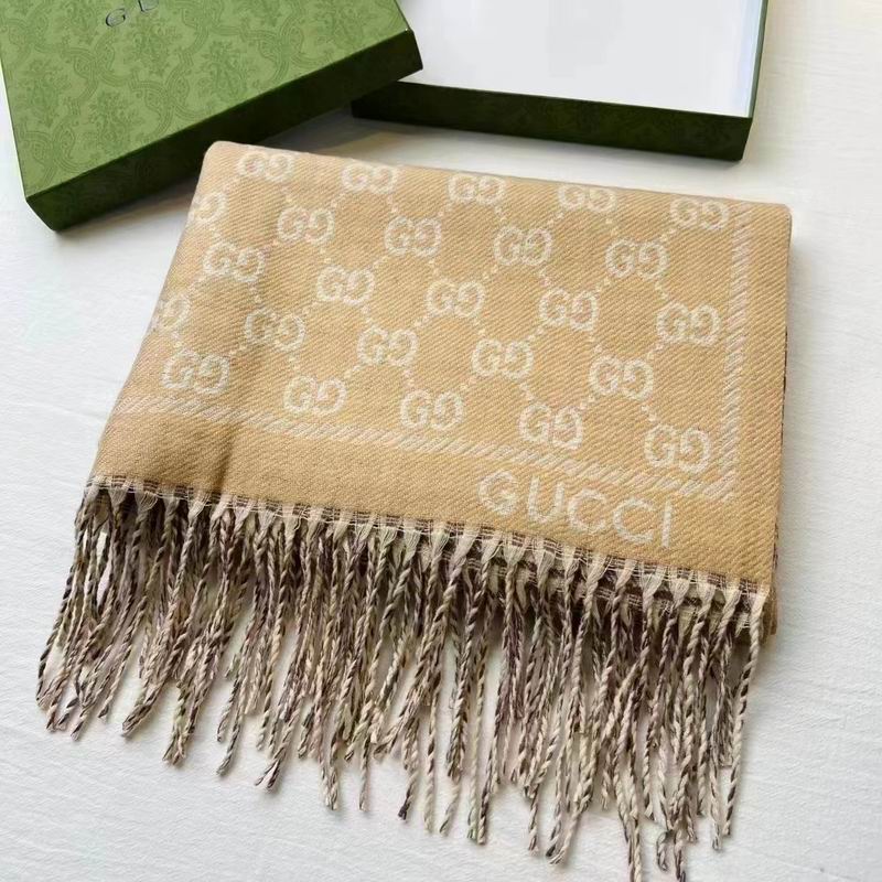 Gucci scarf E (7)