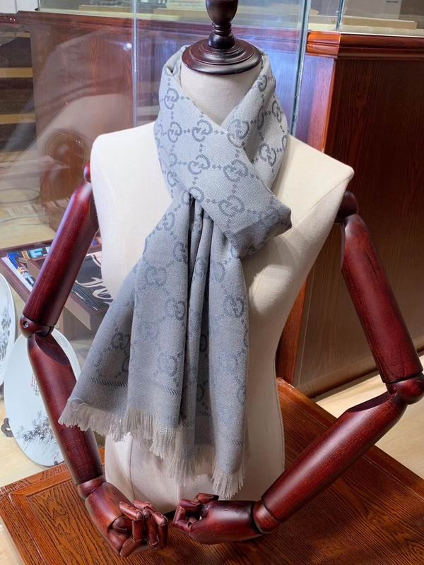 Gucci scarf E (71)