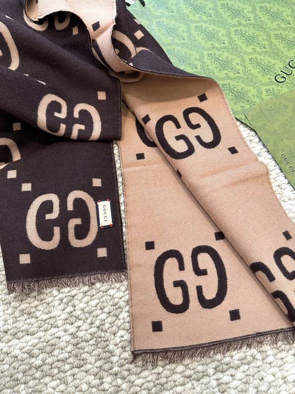 Gucci scarf E (8)