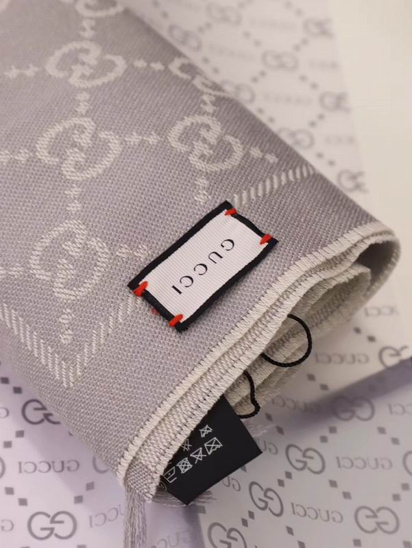 Gucci scarf E (80)