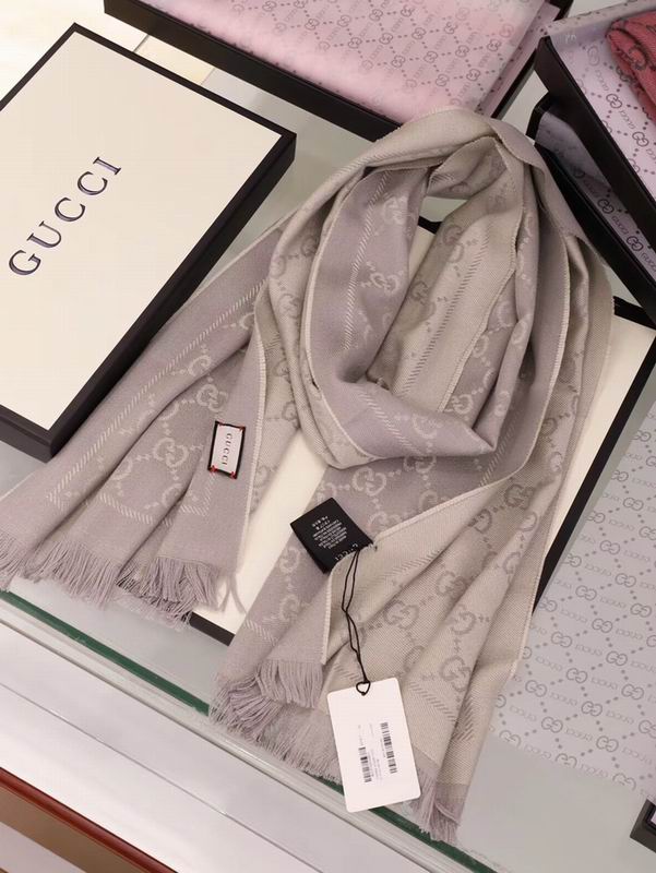 Gucci scarf E (84)