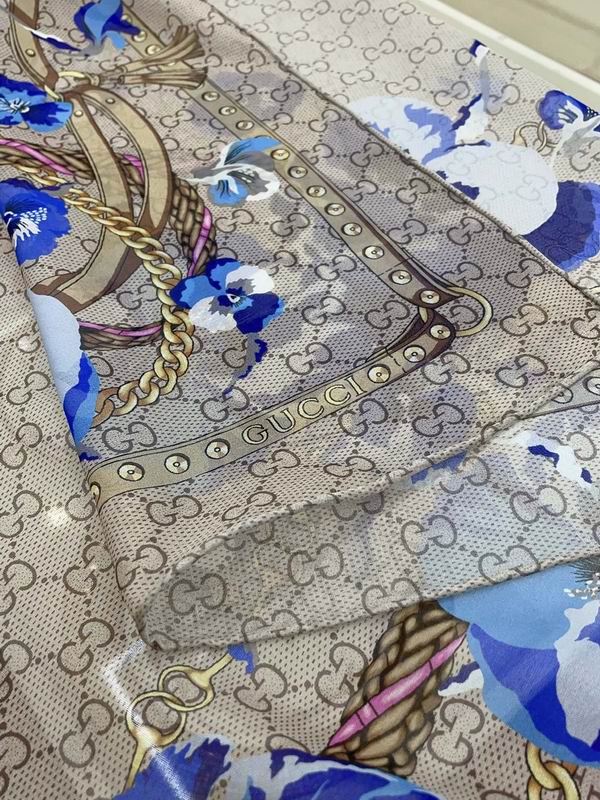 Gucci silk scarf 110X110cm E (27)