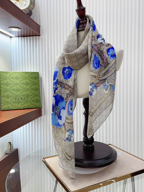 Gucci silk scarf 110X110cm E (31)