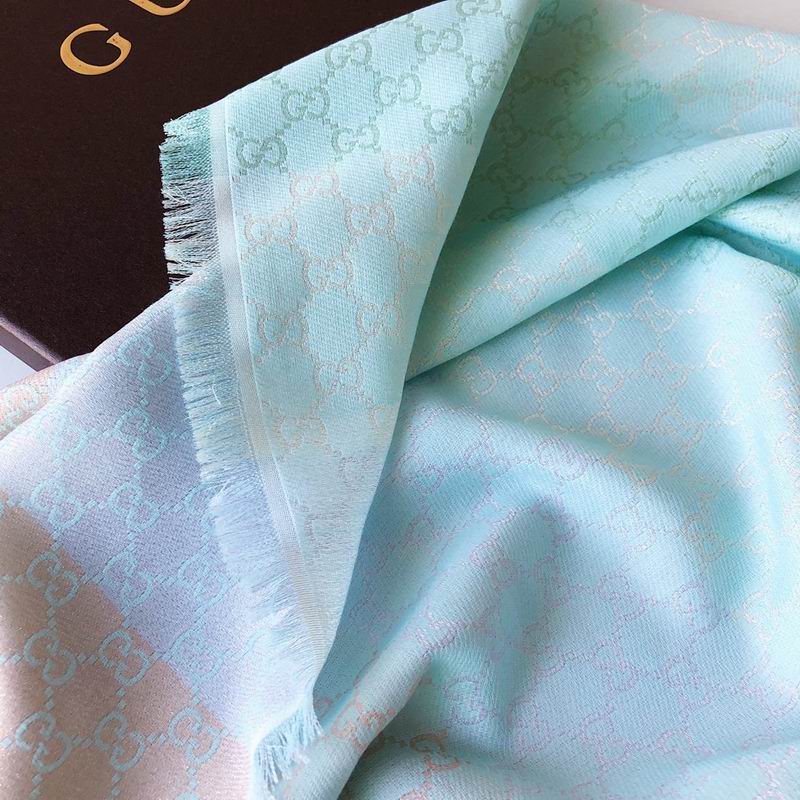 Gucci silk scarf 140X140cm E (15)