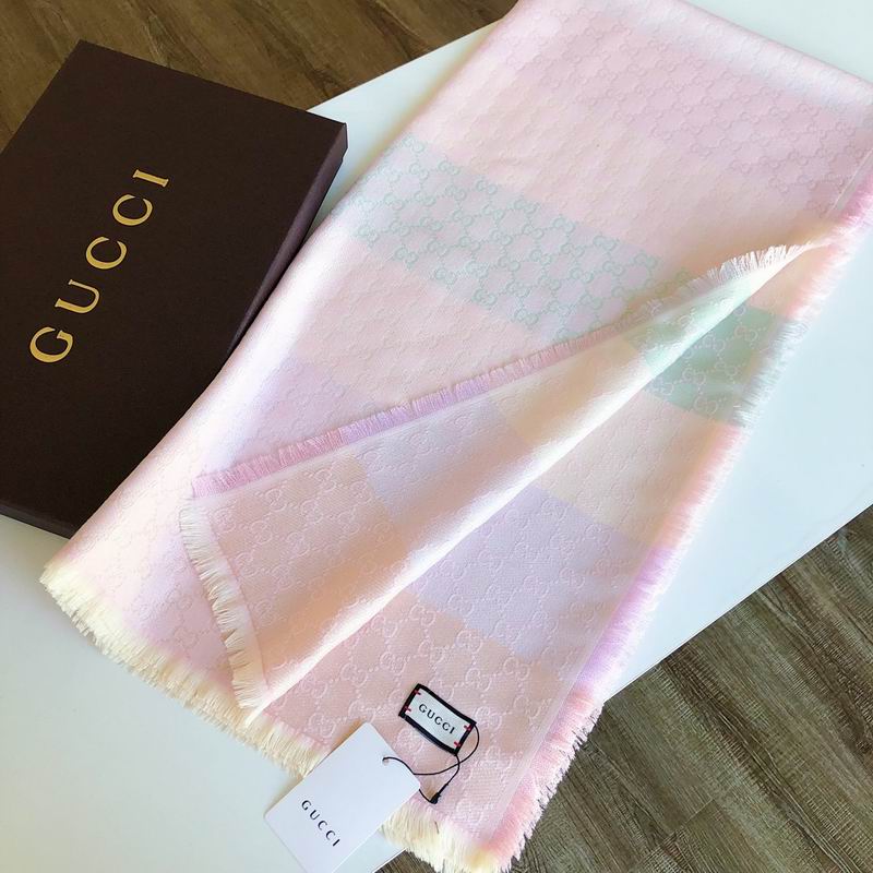 Gucci silk scarf 140X140cm E (22)