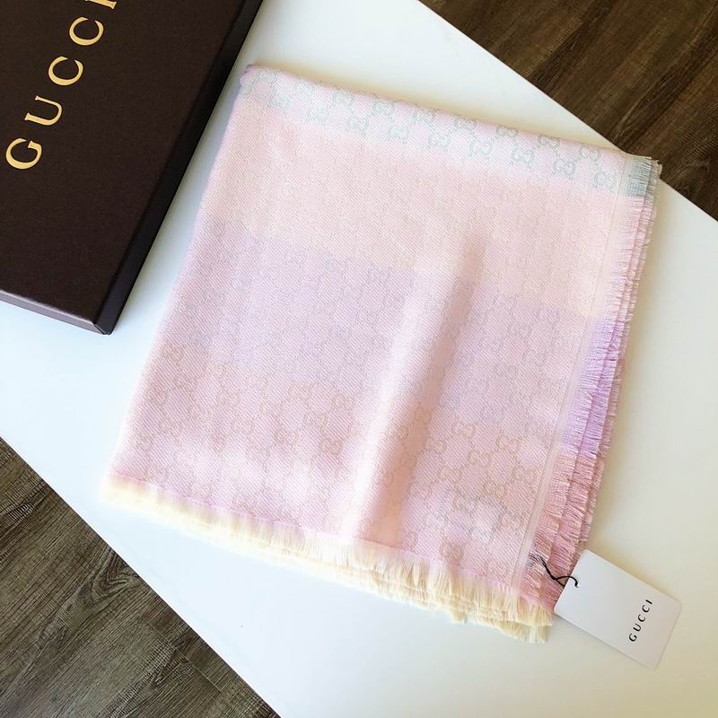 Gucci silk scarf 140X140cm E (25)