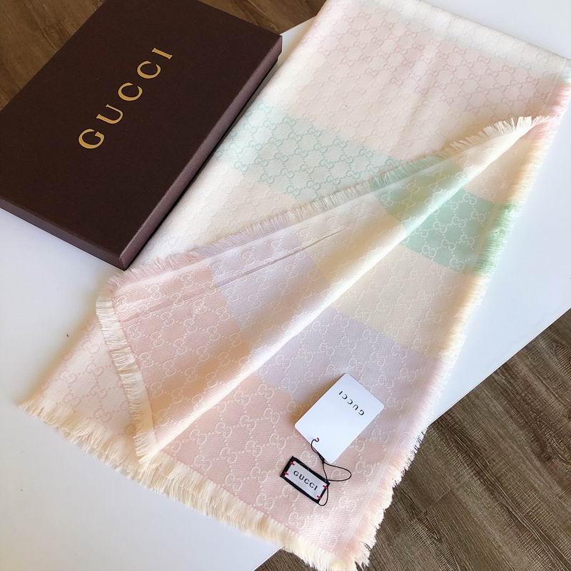 Gucci silk scarf 140X140cm E (27)