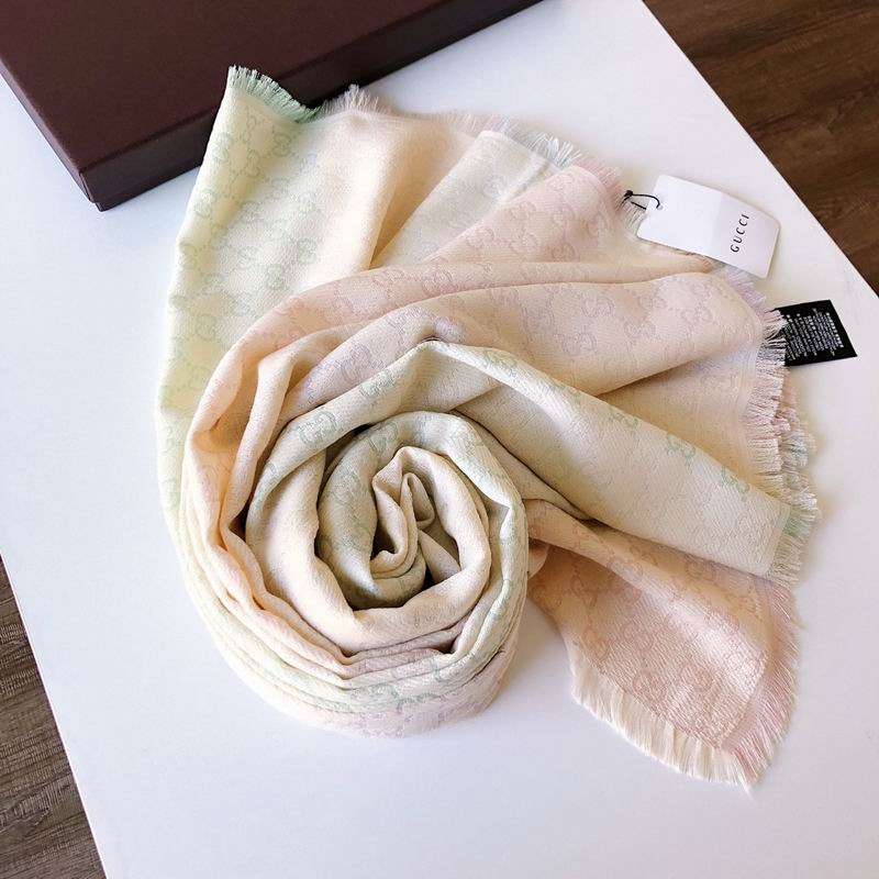 Gucci silk scarf 140X140cm E (28)