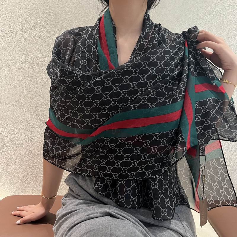 Gucci silk scarf 180-90cm E (1)