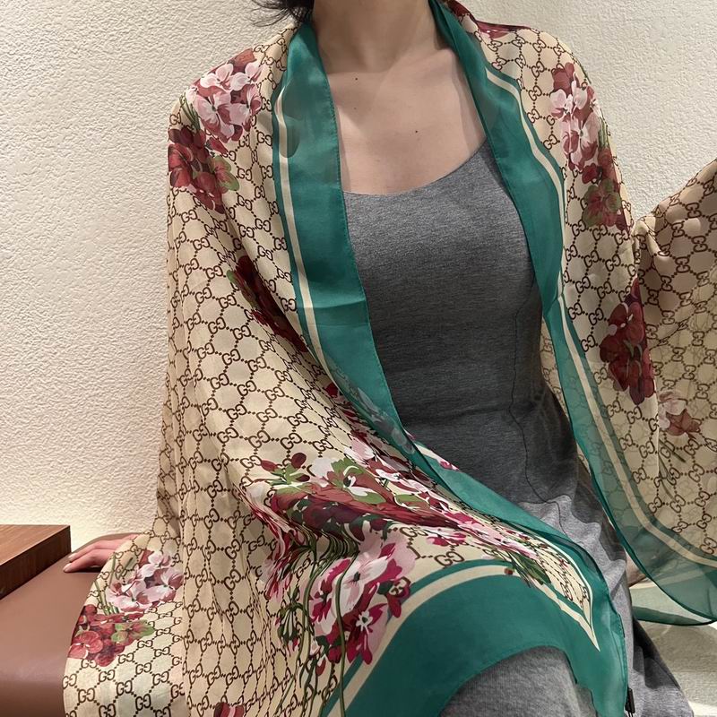Gucci silk scarf 180-90cm E (2)