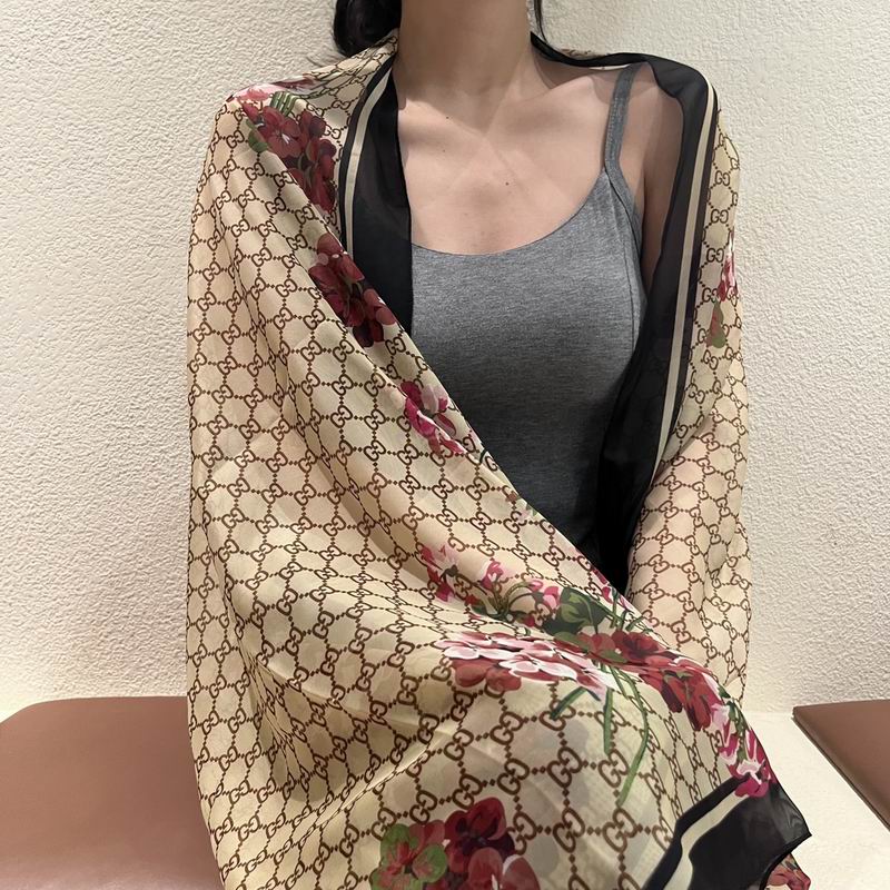 Gucci silk scarf 180-90cm E (4)