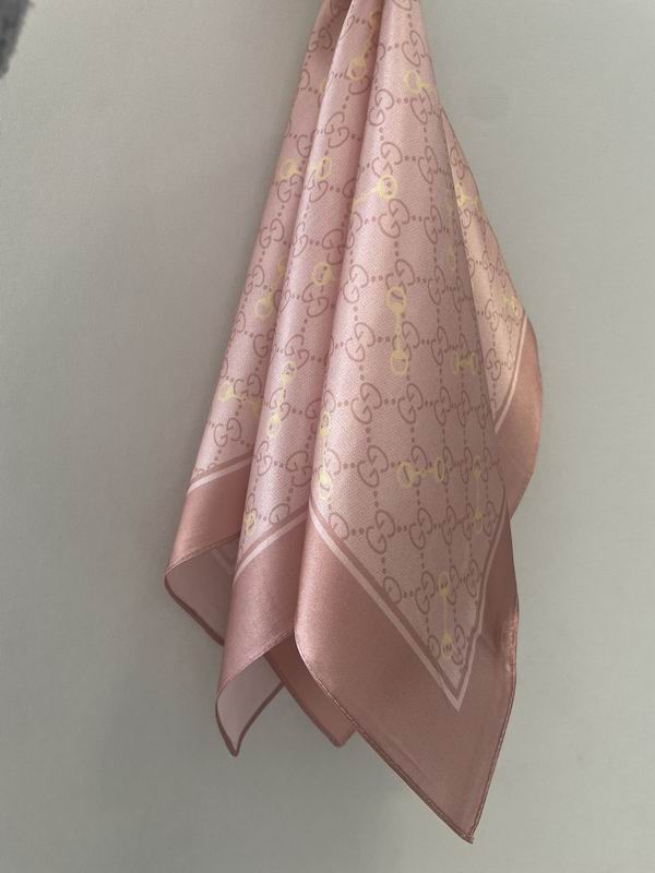 Gucci silk scarf 50X50cm E (13)