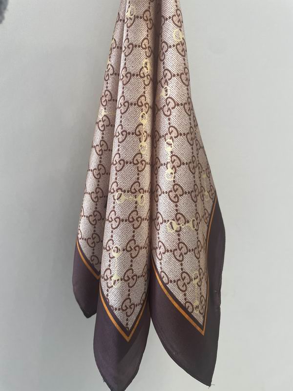 Gucci silk scarf 50X50cm E (14)