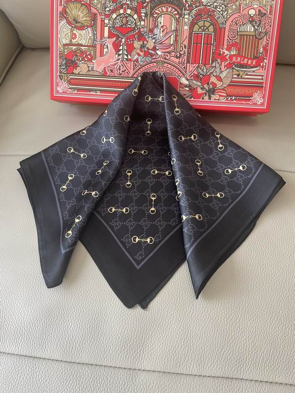Gucci silk scarf 50X50cm E (21)