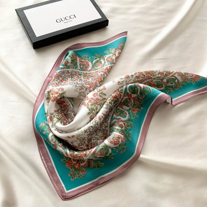 Gucci silk scarf 50X50cm E (3)