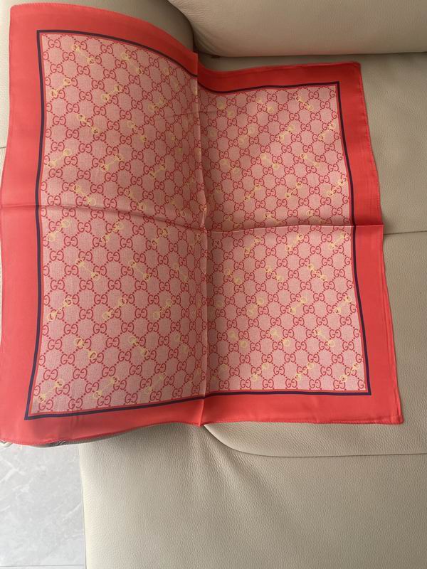 Gucci silk scarf 50X50cm E (5)