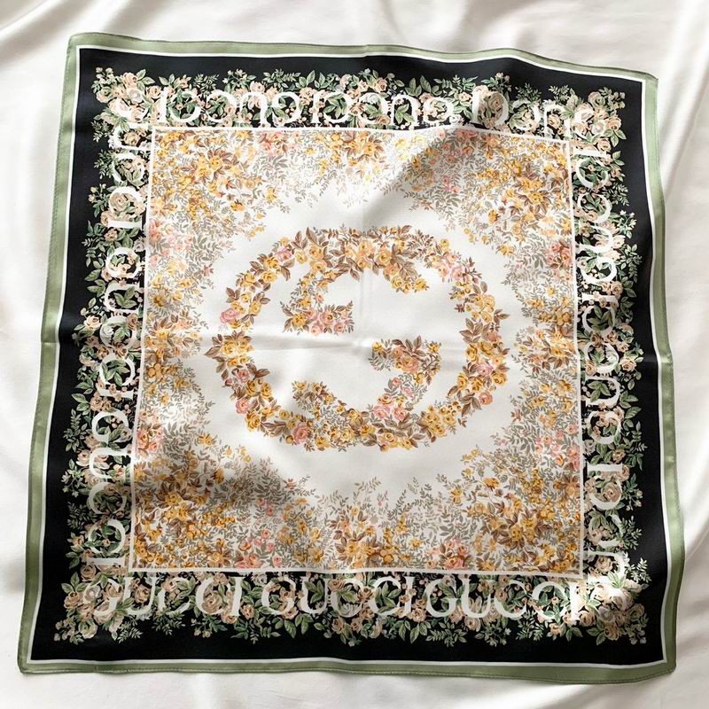 Gucci silk scarf 50X50cm E (7)