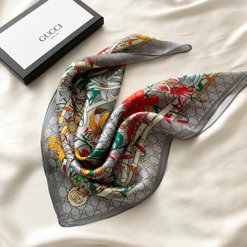 Gucci silk scarf 50X50cm E (9)