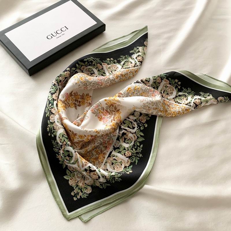 Gucci silk scarf 50X50cm E (9)