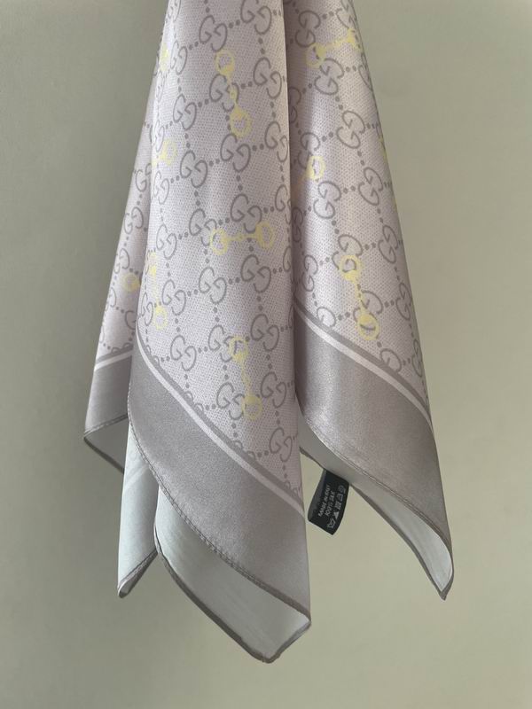 Gucci silk scarf 50X50cm E (9)