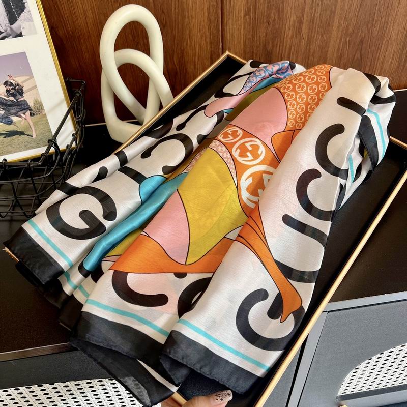 Gucci silk scarf 90-180cm  E (15)