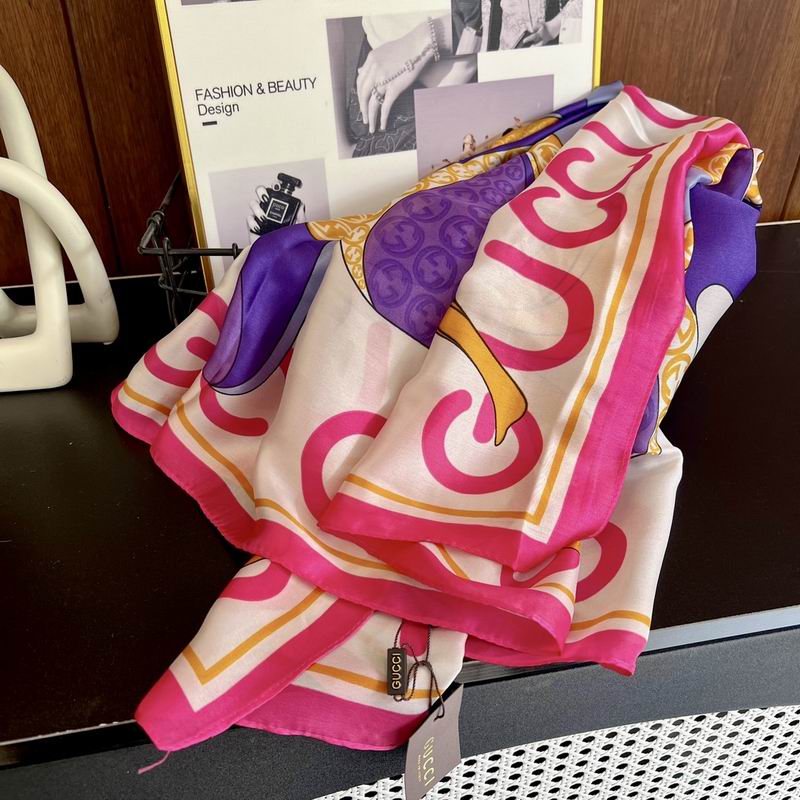 Gucci silk scarf 90-180cm  E (8)