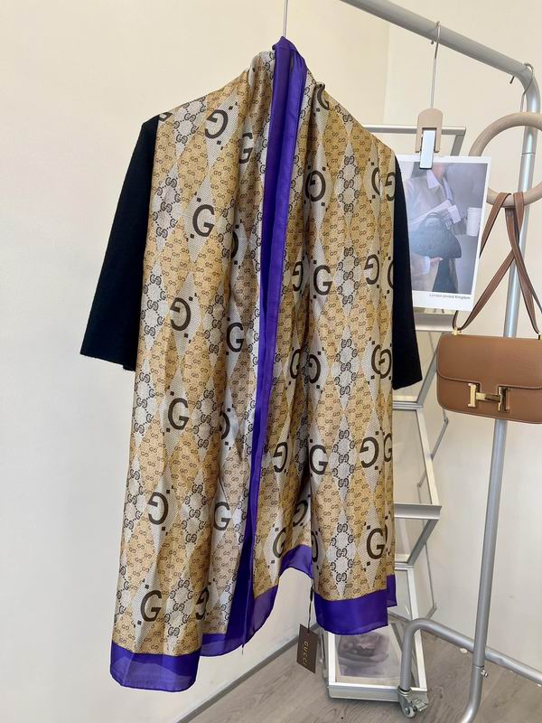 Gucci silk scarf 90-180cm E (6)