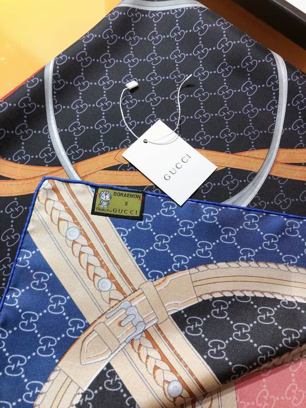 Gucci silk scarf 90X90cm  E (14)