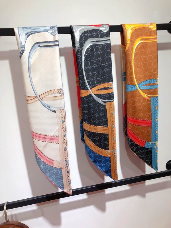 Gucci silk scarf 90X90cm  E (3)