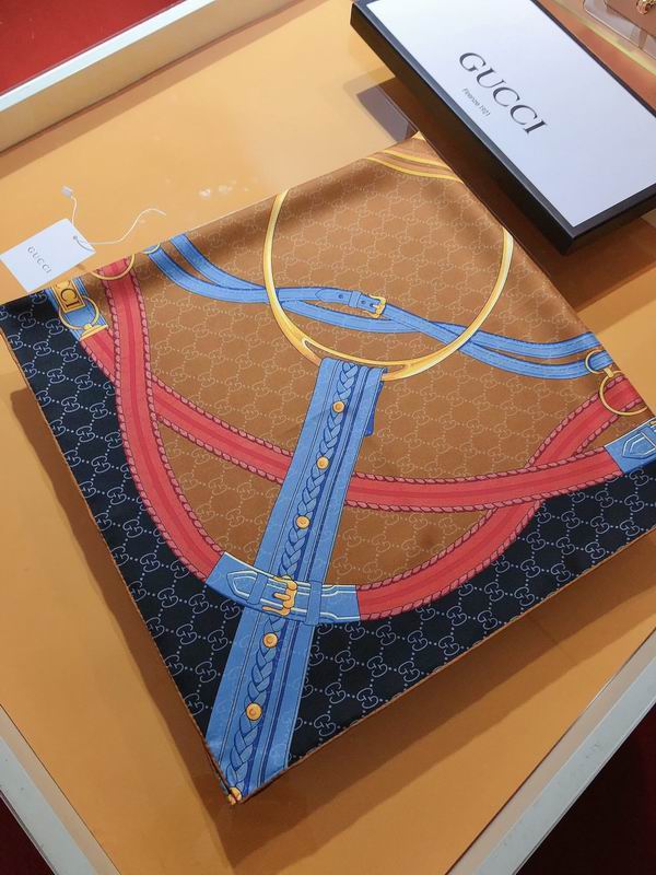 Gucci silk scarf 90X90cm  E (5)