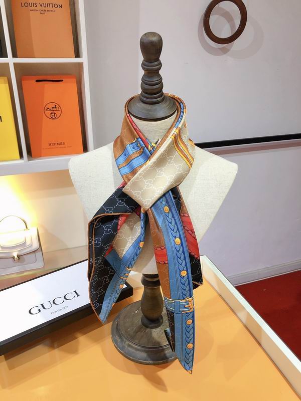 Gucci silk scarf 90X90cm  E (9)