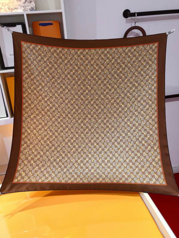 Gucci silk scarf 90X90cm E (12)