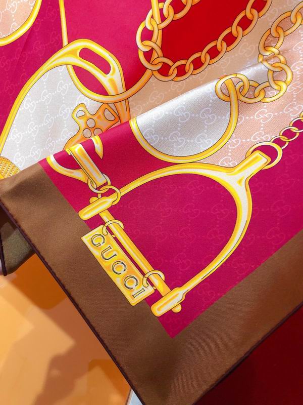 Gucci silk scarf 90X90cm E (13)