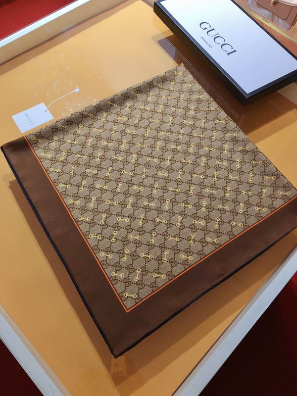 Gucci silk scarf 90X90cm E (14)