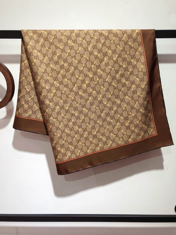 Gucci silk scarf 90X90cm E (15)