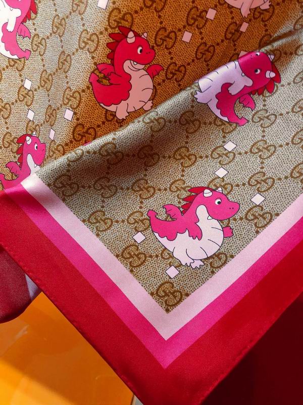 Gucci silk scarf 90X90cm E (5)