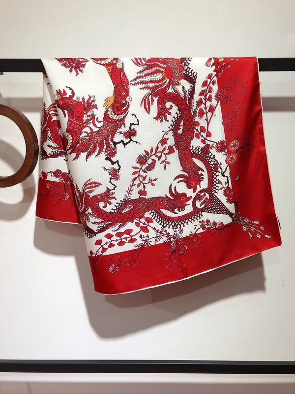 Gucci silk scarf 90X90cm E (5)