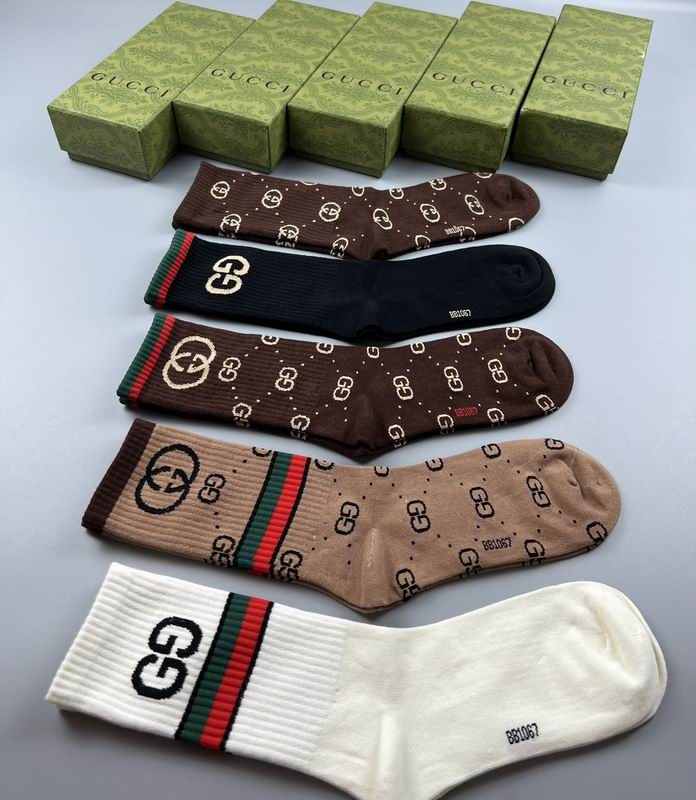 Gucci socks (1)
