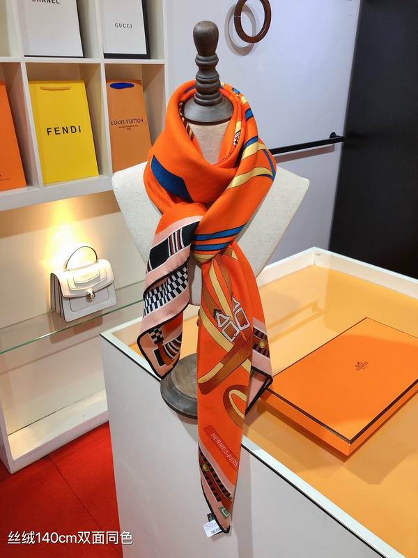 Hermes 140X140cm 70%羊绒 30%真丝 E (1)